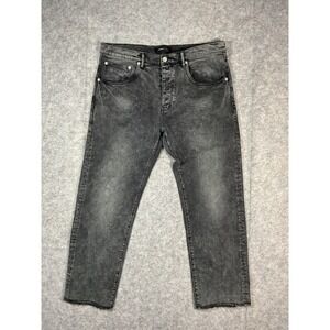 PURPLE BRAND Men's Grey Wash Distressed Straight Leg Jeans Style No P005 Size 38